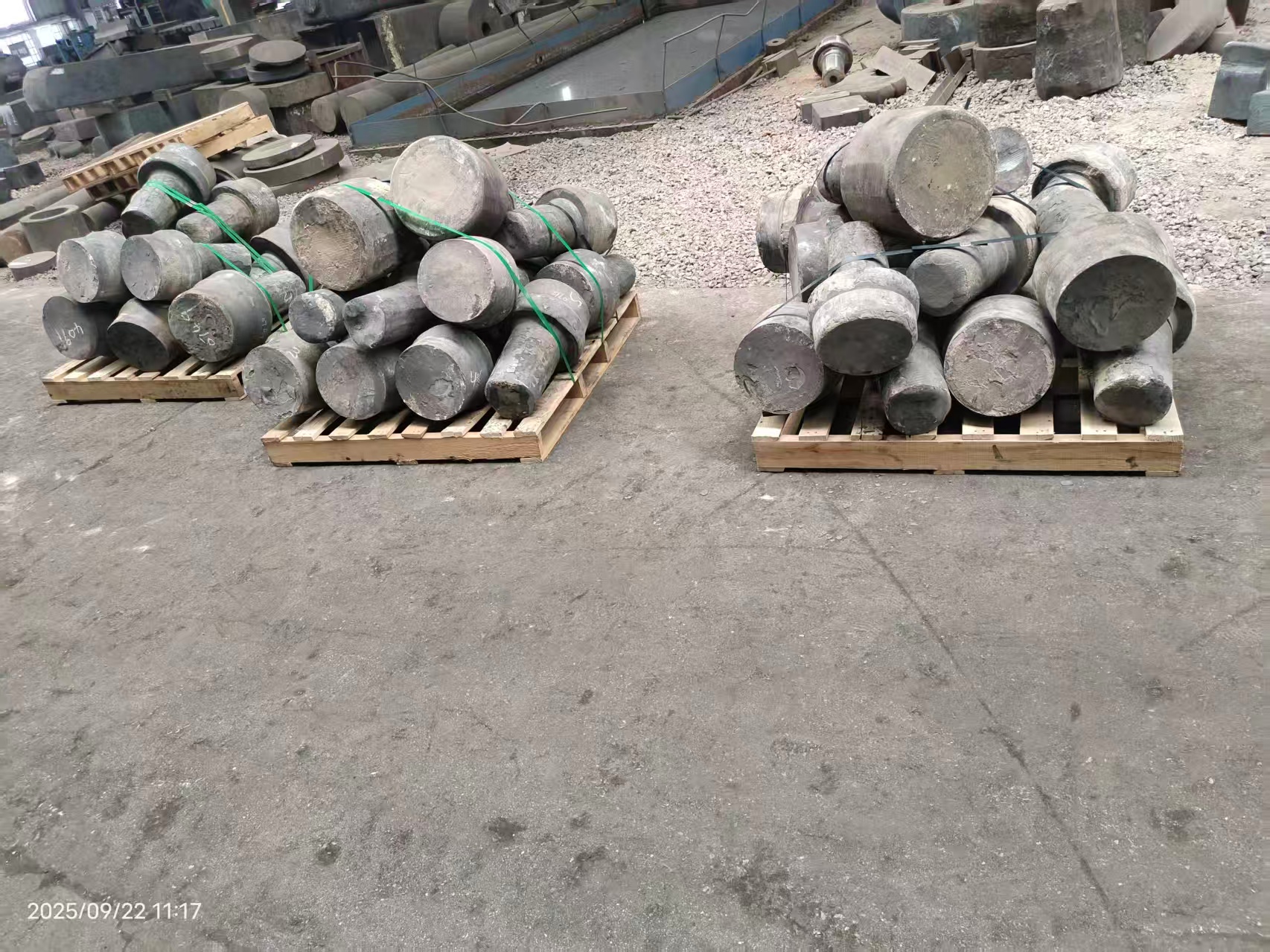 Kunsten til tusenvis av hammere: Opprinnelsen og utviklingen av smiing.